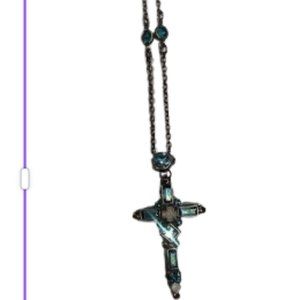 Sorelli Cross Necklace